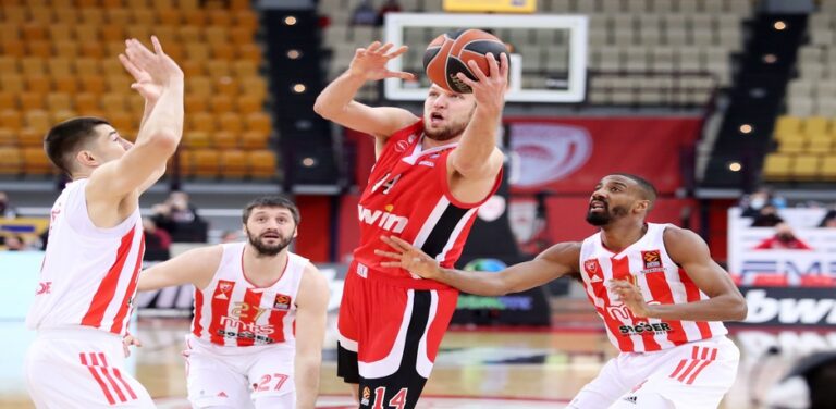 novibet-οι-μάχες-της-euroleague-με-live-streaming-7042