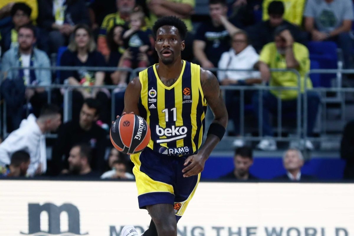 επόμενη-ομάδα-χέιζ-ντέιβις-το-στοιχεί-35363