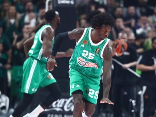 σενάριο-με-βάση-για-ναν-και-εθνική-ελλά-44552