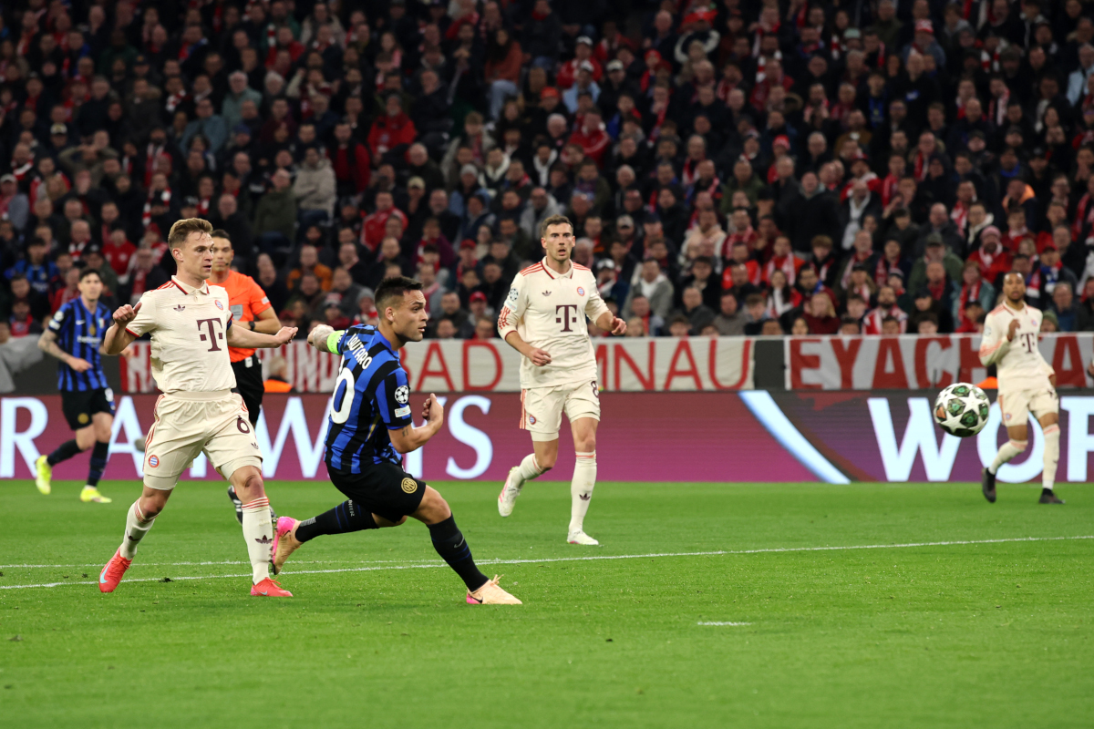 Ο Λαουτάρο ανοίγει μετά από φοβερή ανεπίθεση το σκορ πριν το ημίχρονο στο Μόναχο.