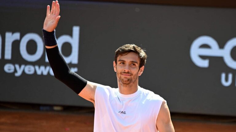 στοίχημα-μουσέτι-μεντβέντεβ-μία-ωραί-53471