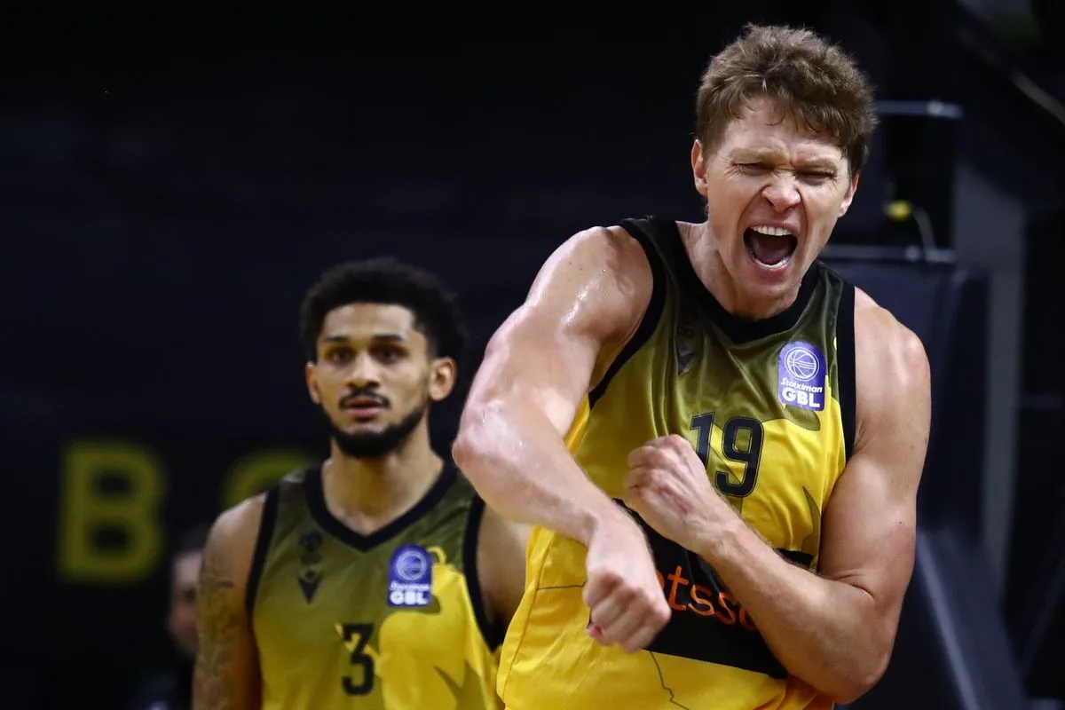 Μπάσκετ ΑΕΚ Κουζμίνσκας