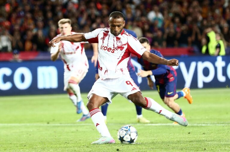 εντελώς-ελληνική-υπόθεση-66332