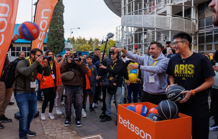 η-betsson-απογείωσε-την-πρεμιέρα-του-αυτοκρά-65047
