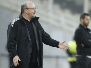 τελειώνει-παίκτη-έκπληξη-ο-μπενίτεθ-69748