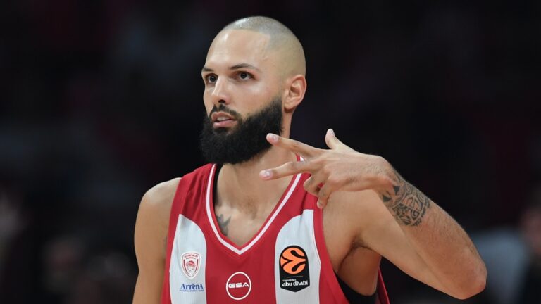 ερυθρός-αστέρας-ολυμπιακός-το-ai-δίνε-69511