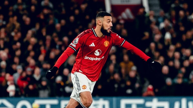 τo-αι-δίνει-δυνατό-combo-στο-μάντσεστερ-γιου-70100