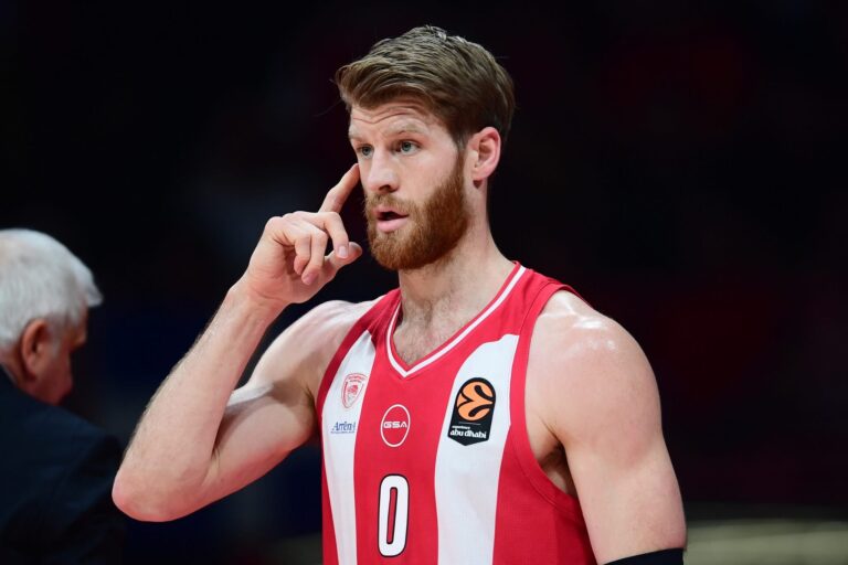 ολυμπιακός-φενέρμπαχτσε-το-ai-κάνει-focus-70227