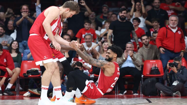 επιστροφή-στις-νίκες-με-ειδικά-στοιχή-70270