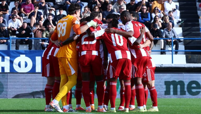 δεν-το-κουνάει-από-την-κορυφή-με-ειδικά-71767