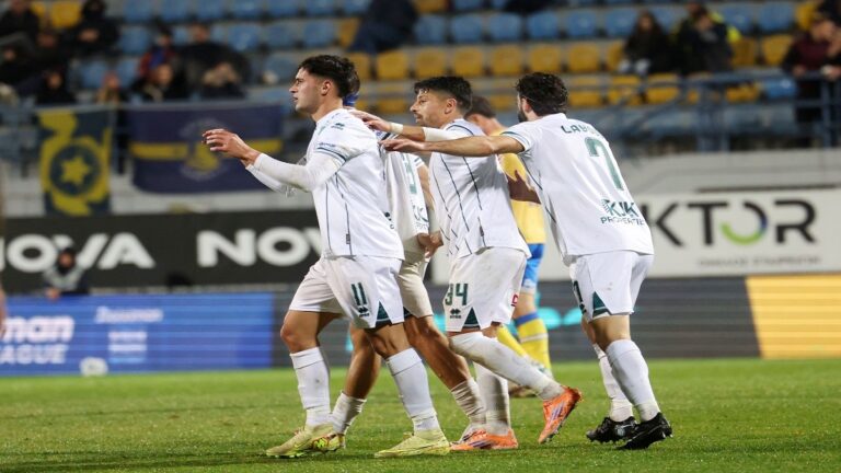 άσος-με-χαμηλό-σκορ-στη-λιβαδειά-71069