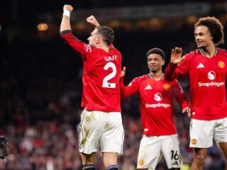 γουλβς-μάντσεστερ-γιουνάιτεντ-κανά-70562