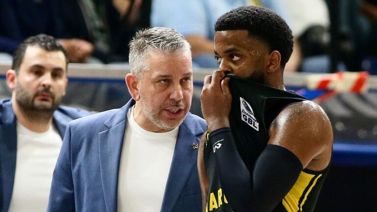 ελκυστικό-αουτσάιντερ-το-μαρούσι-72705