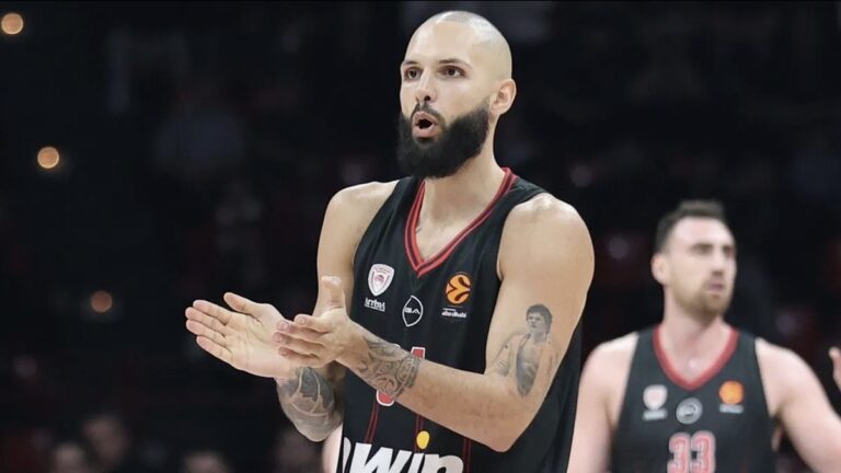 ρε-λες-πάλι-η-παρτίζαν-74841