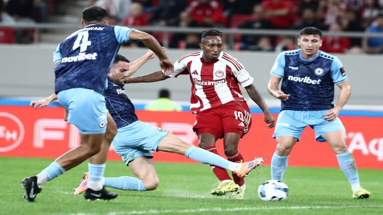 ποντάρισμα-σε-αμφίσκορο-και-κάρτες-στ-73196