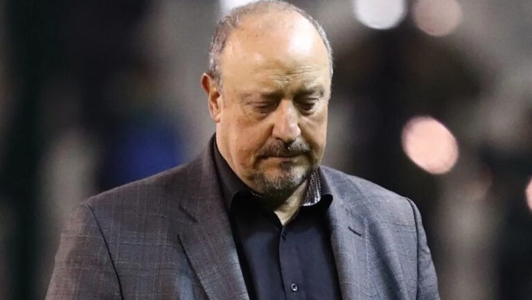 ράφα-μπενίτεθ-μένει-ή-φεύγει-από-τον-76667