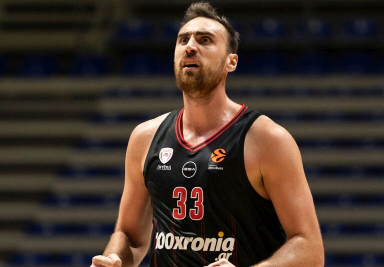 υπερδιπλασιάζει-ο-μιλουτίνοβ-στο-φάλ-78873