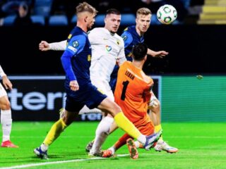 τσέλιε-αεκ-κανάλι-και-live-streaming-12-03-78439