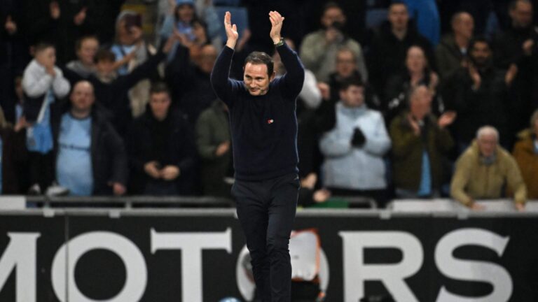 δεν-υπάρχει-τίποτα-σαν-το-τίμιο-φαβορί-81350