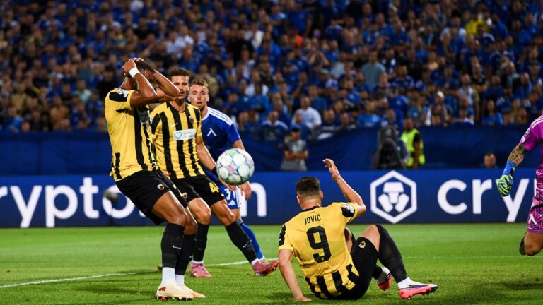 stoiximan-super-league-η-γκέλα-της-αεκ-έφερε-αλλαγές-στις-91662
