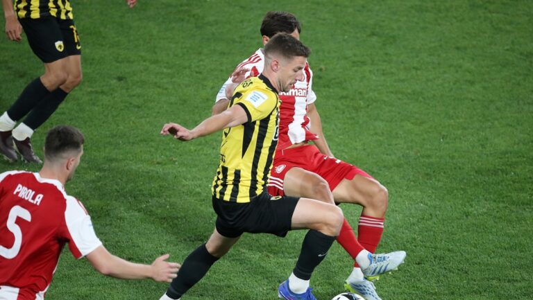 ανοίγει-η-αυλαία-στη-super-league-με-ειδικά-στοιχ-90899